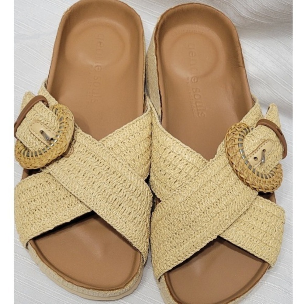 Sandals Buckle Natural Raffia Slide
Gentle Souls Kenneth Cole Louisa
